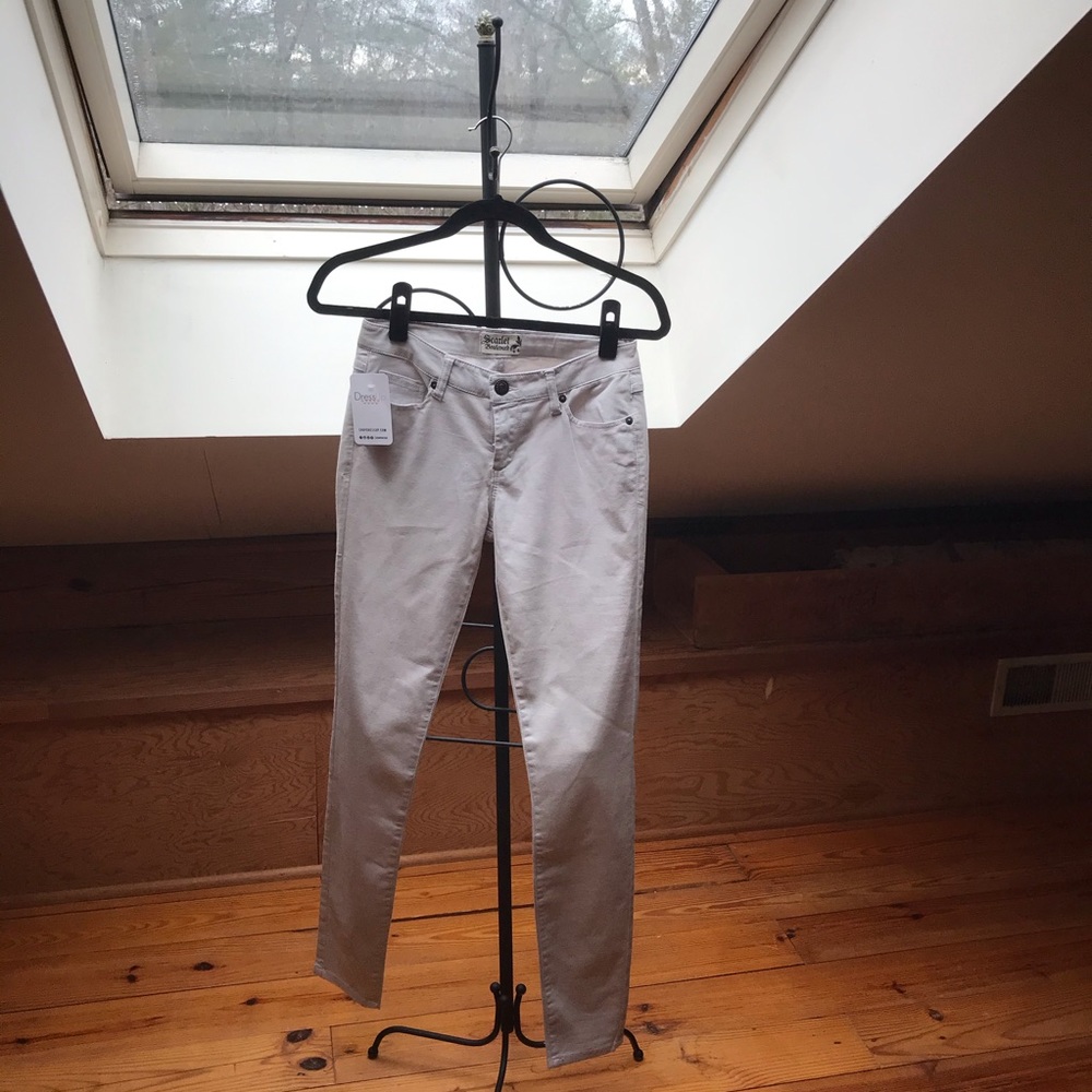 Dress Up Scarlet BLVD Khaki Skinny Jeans, NWT, 26